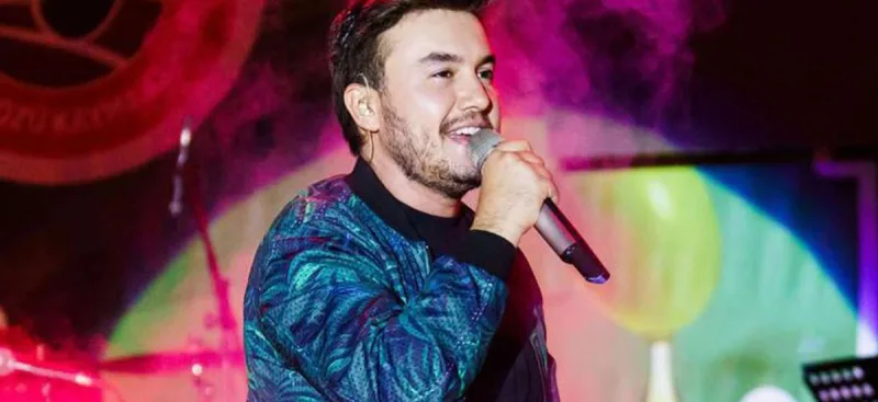 Mustafa Ceceli Bakıda - Video