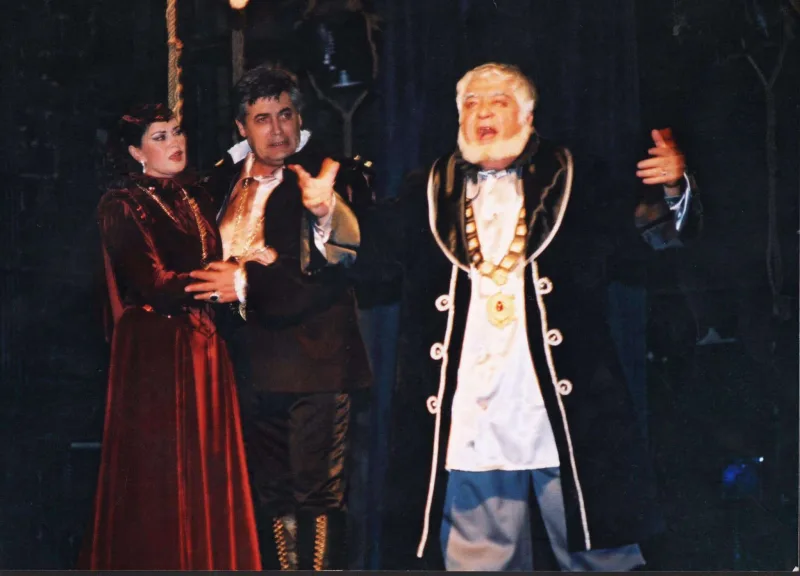 Fotolarda yaşayırlar...