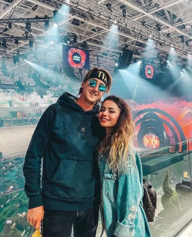 Tiks Samirəyə görə Bakıya gəlir