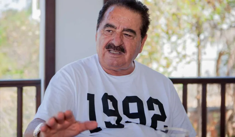 Tatlıses özündən 49 yaş kiçik qızla sevgilidir