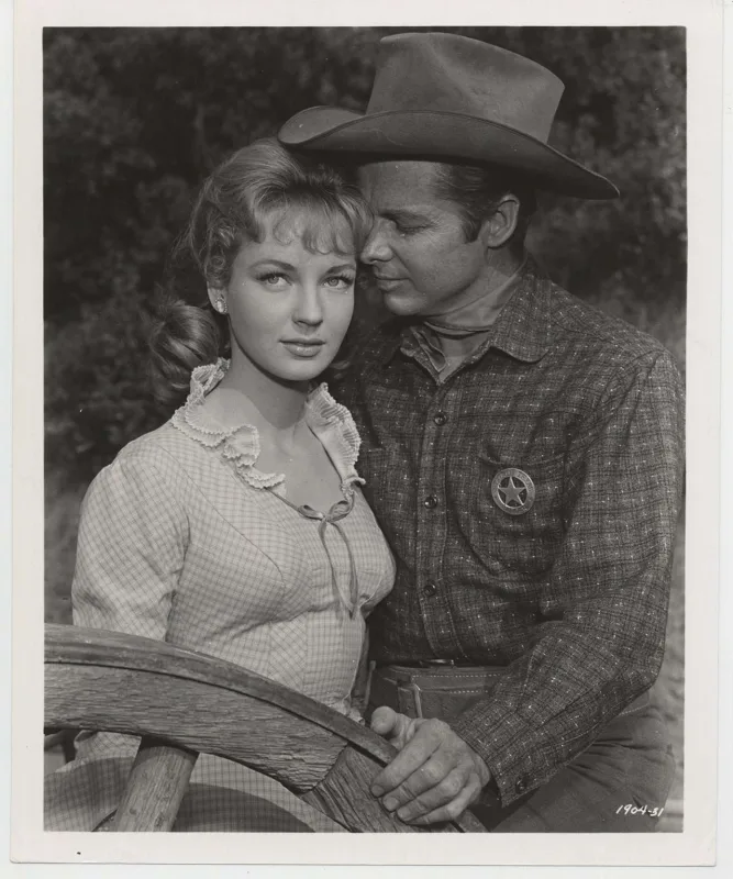 Dünyanın ən fotogenik qızı öldü