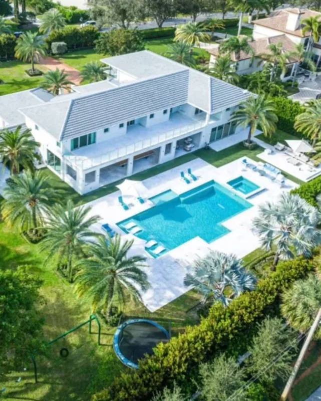 18 yaşlı repçi 6 milyona villa aldı