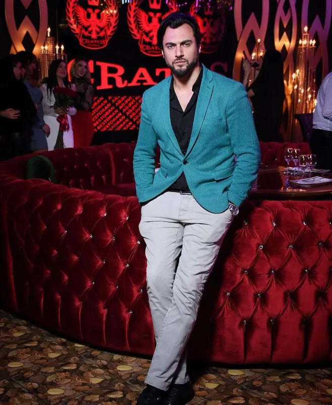 “35 yaşım var, məni hansı qurum işə qəbul edər?”