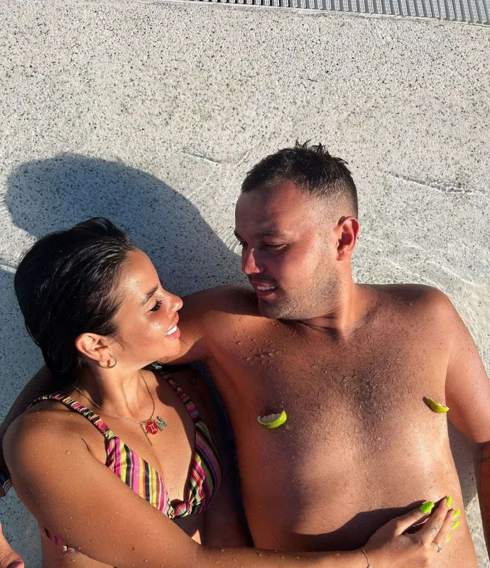 10 min dollarlıq tətil