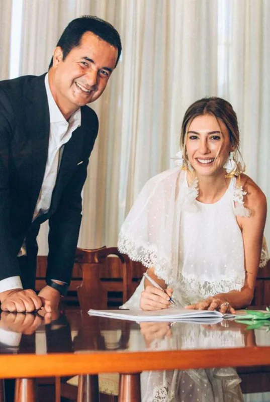 Acundan Şeyma ilə dava iddiasına cavab