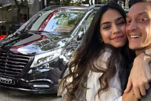 Qızları üçün 4 milyona mikroavtobus aldı