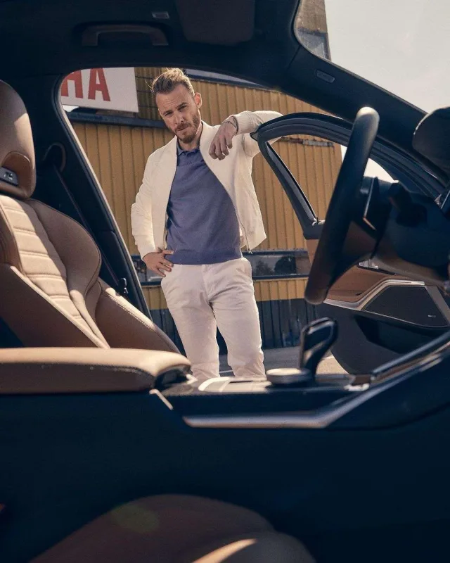 Ən yaraşıqlı türk aktyoru seçildi