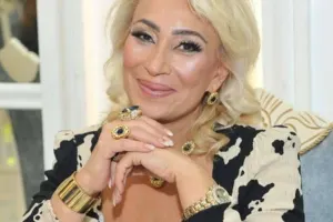 “Danışığını bilməyənlər aktrisalıq edirlər”