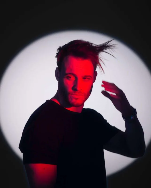 Ən yaraşıqlı türk aktyoru seçildi