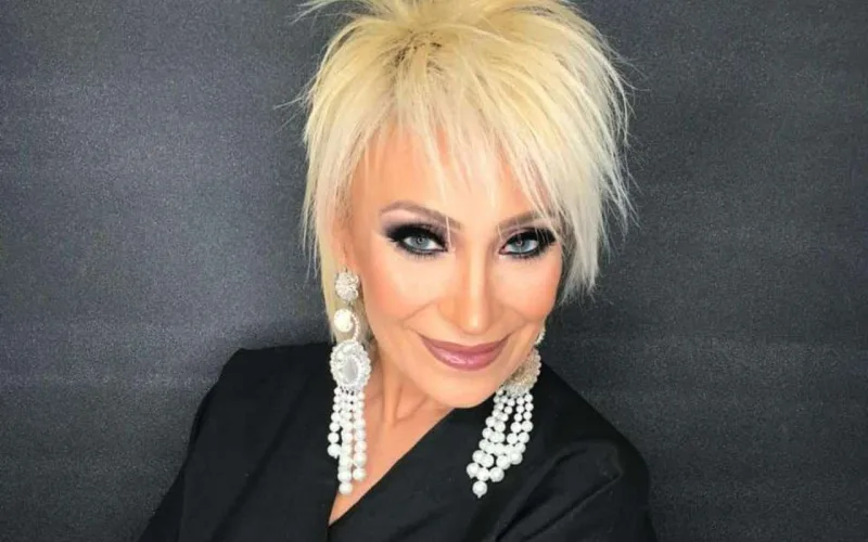 “Danışığını bilməyənlər aktrisalıq edirlər”