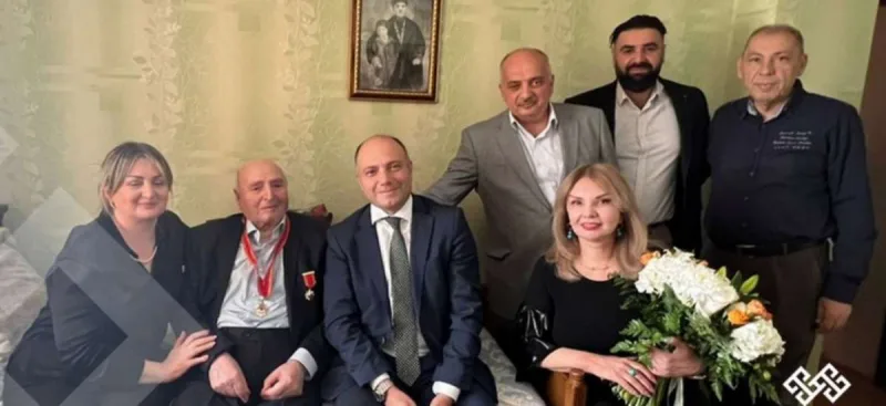 Nazir Vidadi Babanlıya “Şərəf” ordenini təqdim etdi