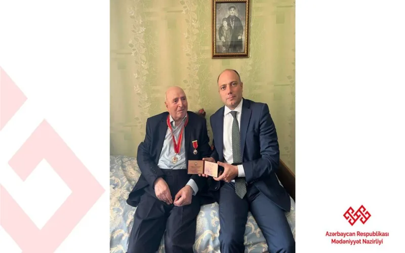 Nazir Vidadi Babanlıya “Şərəf” ordenini təqdim etdi