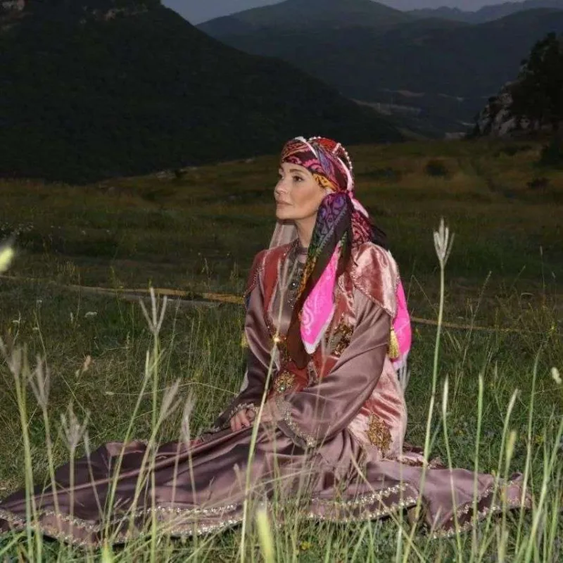 Gülzar Qurbanova Məhsəti Gəncəvi obrazında