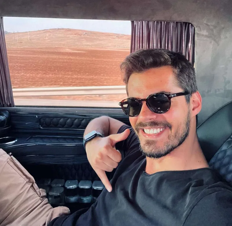 Yağmur onunla tərəf müqabili olacaq