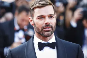 Riki Martin məhkəməni uddu