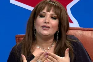 Üzmək üçün plastik əməliyyat etdirəcək