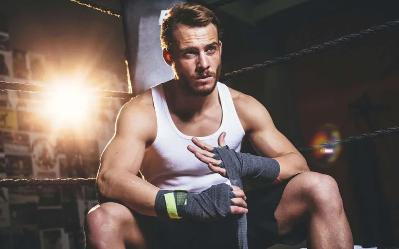 Kerem Bursin Türkiyədən köçür