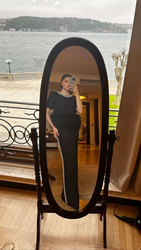 Bacısı Hadisenin toyuna belə gedib