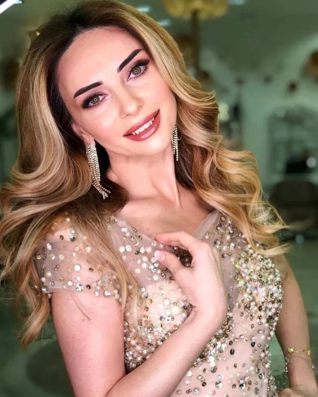 “Gürcü TV-lərində azərbaycanca oxuyur”