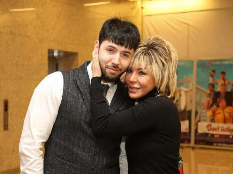 “Deyir, ərinlə sevişib, əhd-peyman bağlamısan”