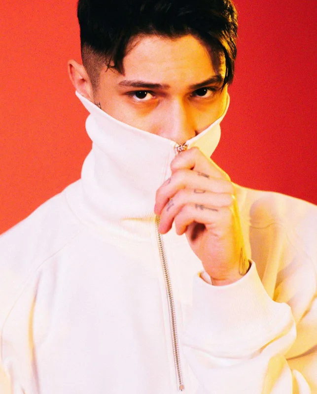 Türk reperə silahlı hücum!