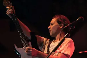 “Duman” Bakıda konsert verdi