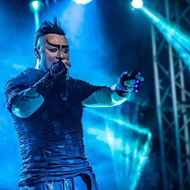 Hadisenin yeni duet ortağı odur