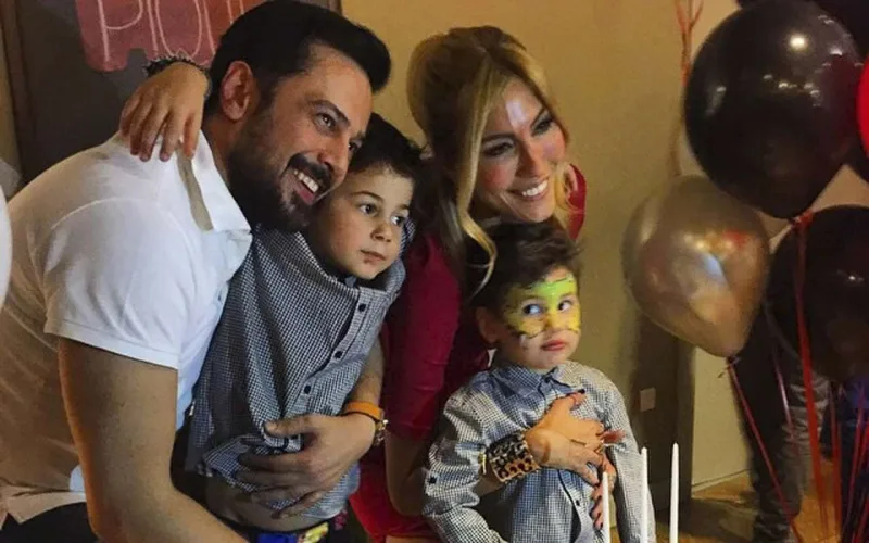 İmzaladıqları müqavilə illər sonra ortaya çıxdı