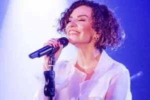 Bakıda küsülü sevgililəri barışdırdı