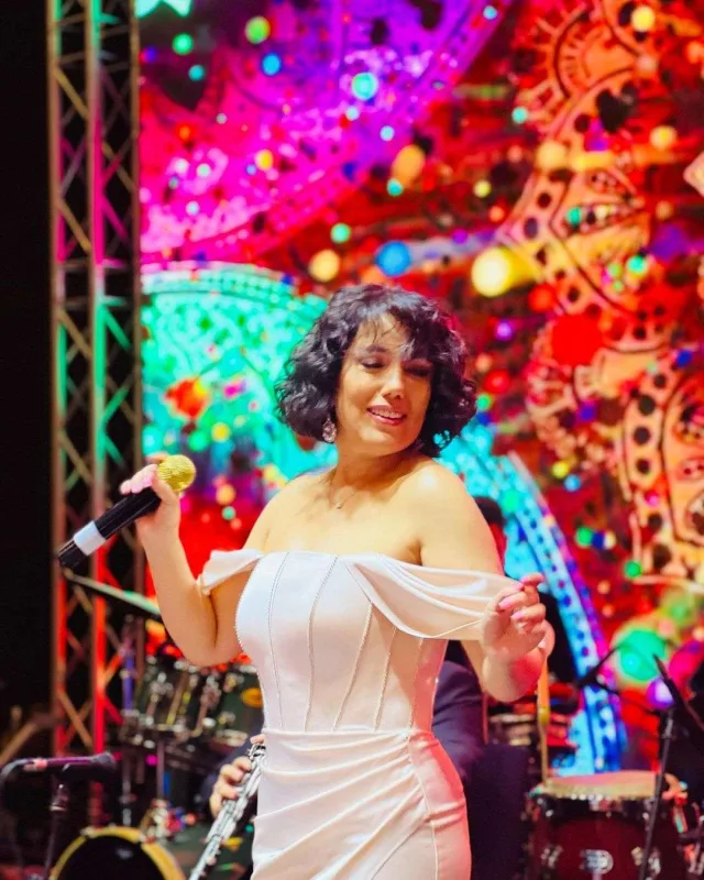 “Qazandığımla villa tikməmişəm”