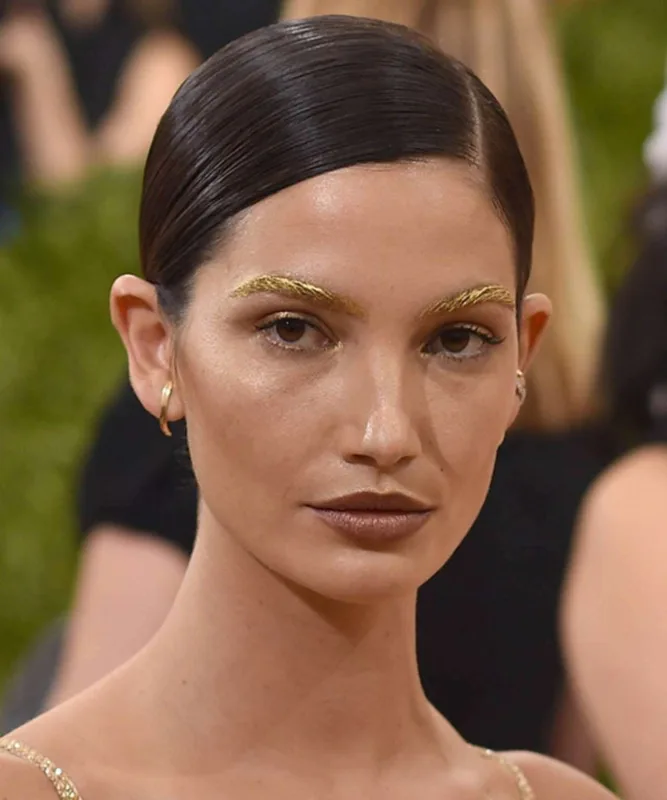 “Met Gala” tarixinin ən yaxşı “look”ları...