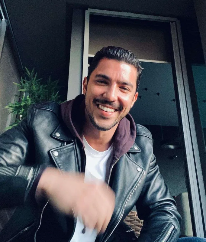 Birlikdə yaşamağa başladılar