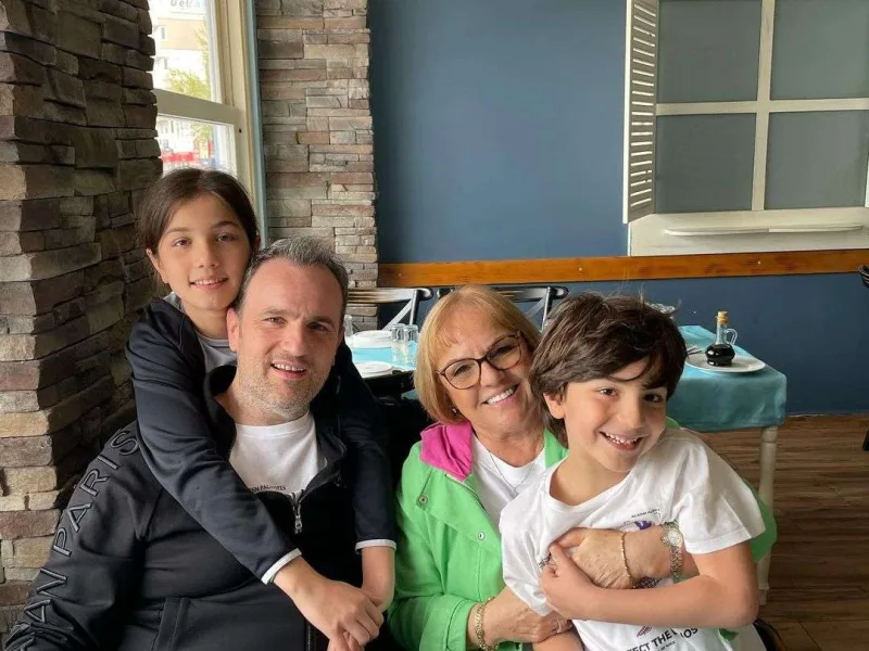 İradədən ailəsi ilə bayram paylaşımı