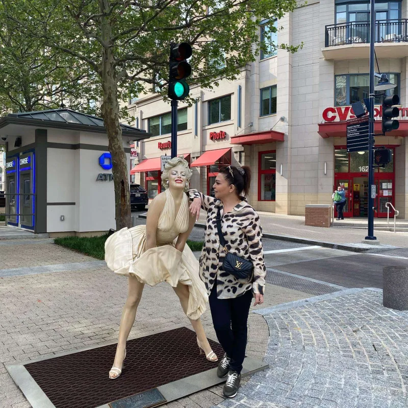 Nəzakət Teymurova okeanın o tayında... - FOTOLAR