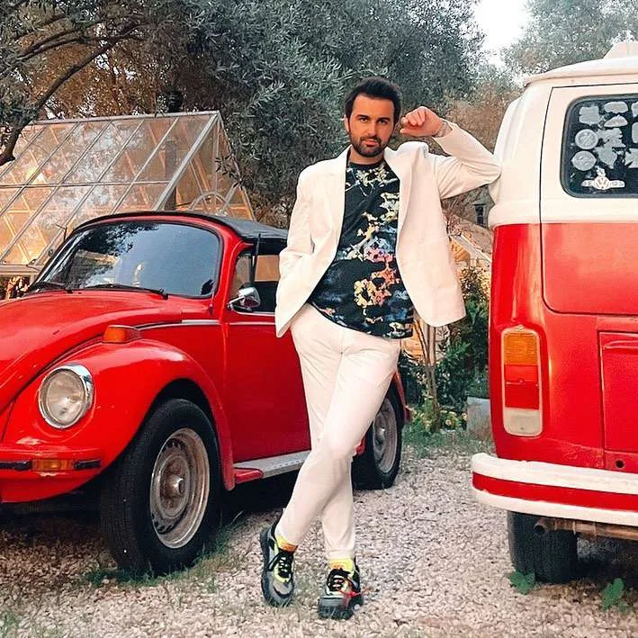 Merve ilə köhnə sevgilisi arasında qalmaqal