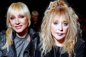 Anası kimi ölkədən getdi