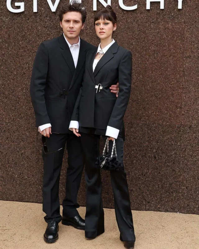 Məşhurlar “Givenchy” dəfiləsində