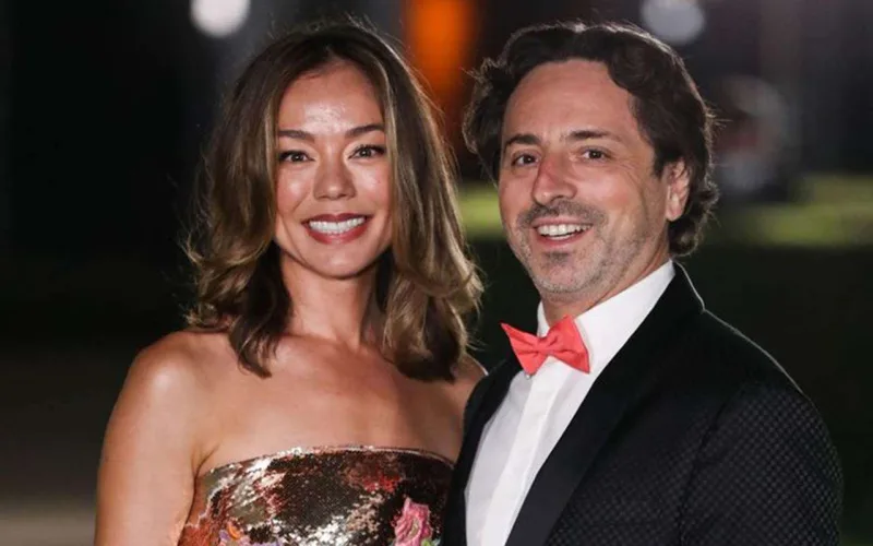 Xanımı Sergey Brayna İlonla xəyanət etdi