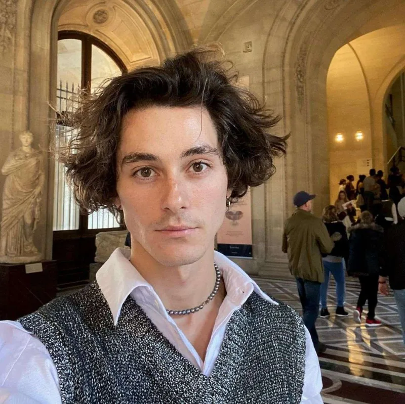 Azərbaycanlı aktyor Parisə köçdü