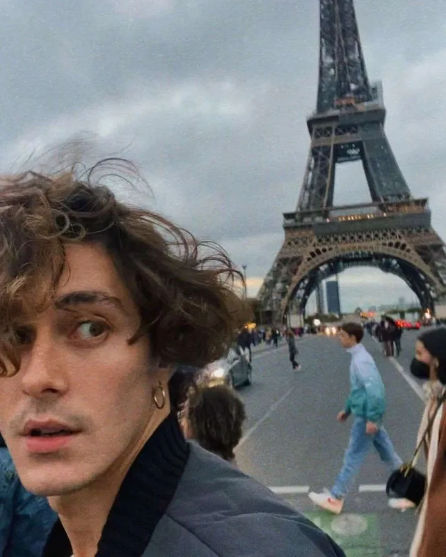 Azərbaycanlı aktyor Parisə köçdü