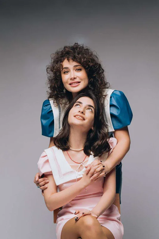 Özü boyda qızı var!