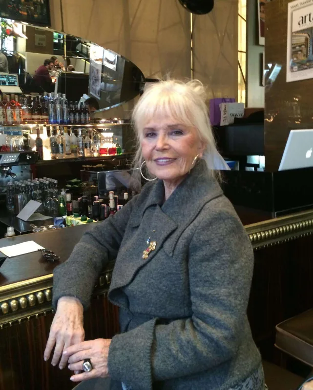 Bir gözünü itirdi