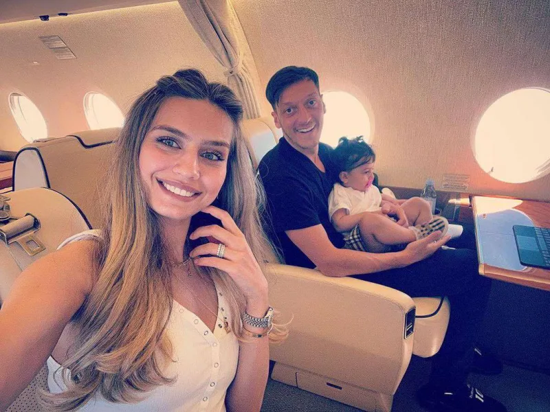 Məşhur cütlük Zendaya ilə müqavilə bağlayacaq