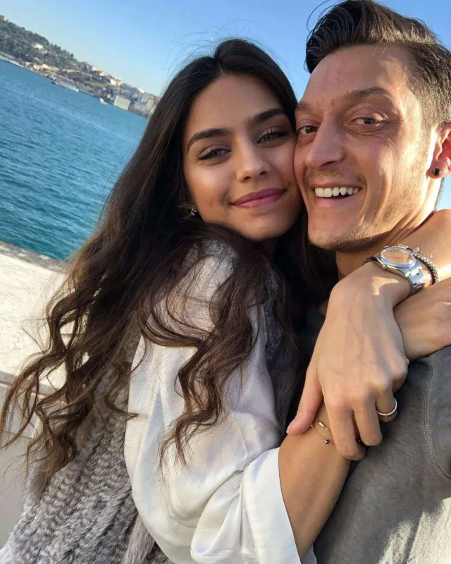 Məşhur cütlük Zendaya ilə müqavilə bağlayacaq