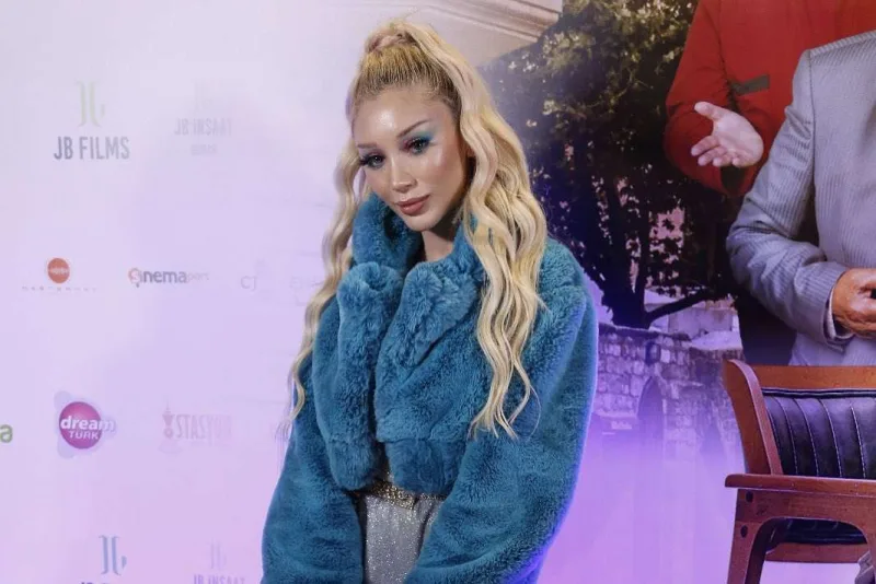 “Yalnış anlama 2”nin Türkiyədə qalası oldu