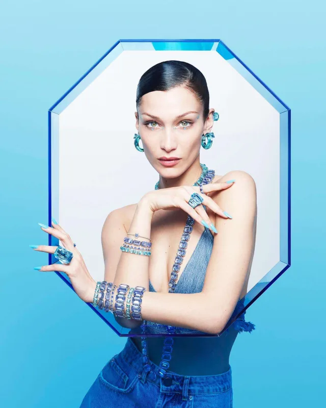 Bella məşhur brendin siması oldu