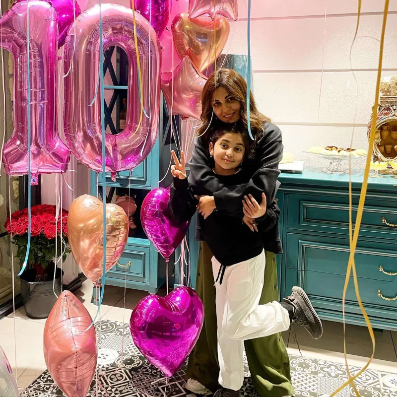 “Mənə güc verən, ayaqda tutan bir sənsən”