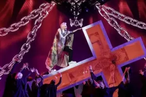 Kirkorov dindarları əsəbiləşdirdi