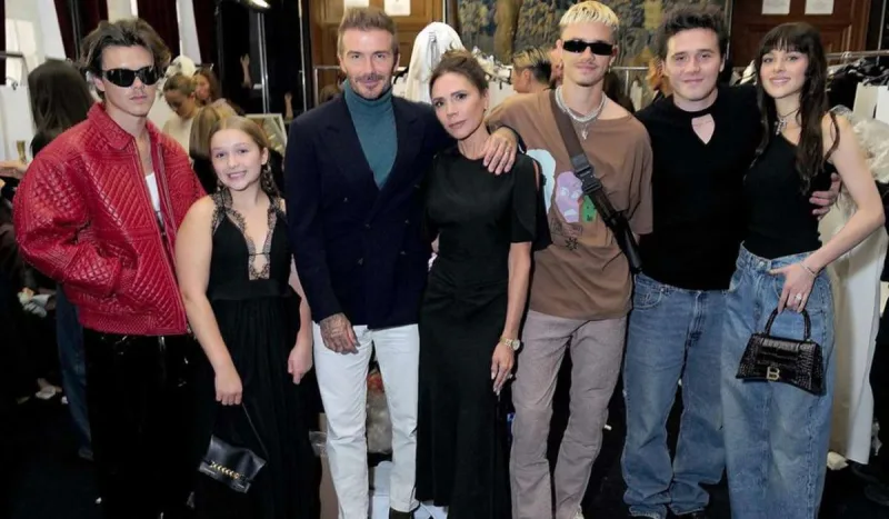 Gəlini üzünə baxmadı