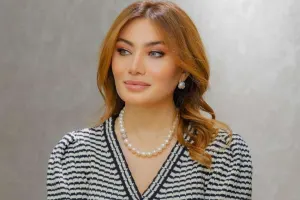 Əkizlərinə Bodrumda ad günü etdi - Video